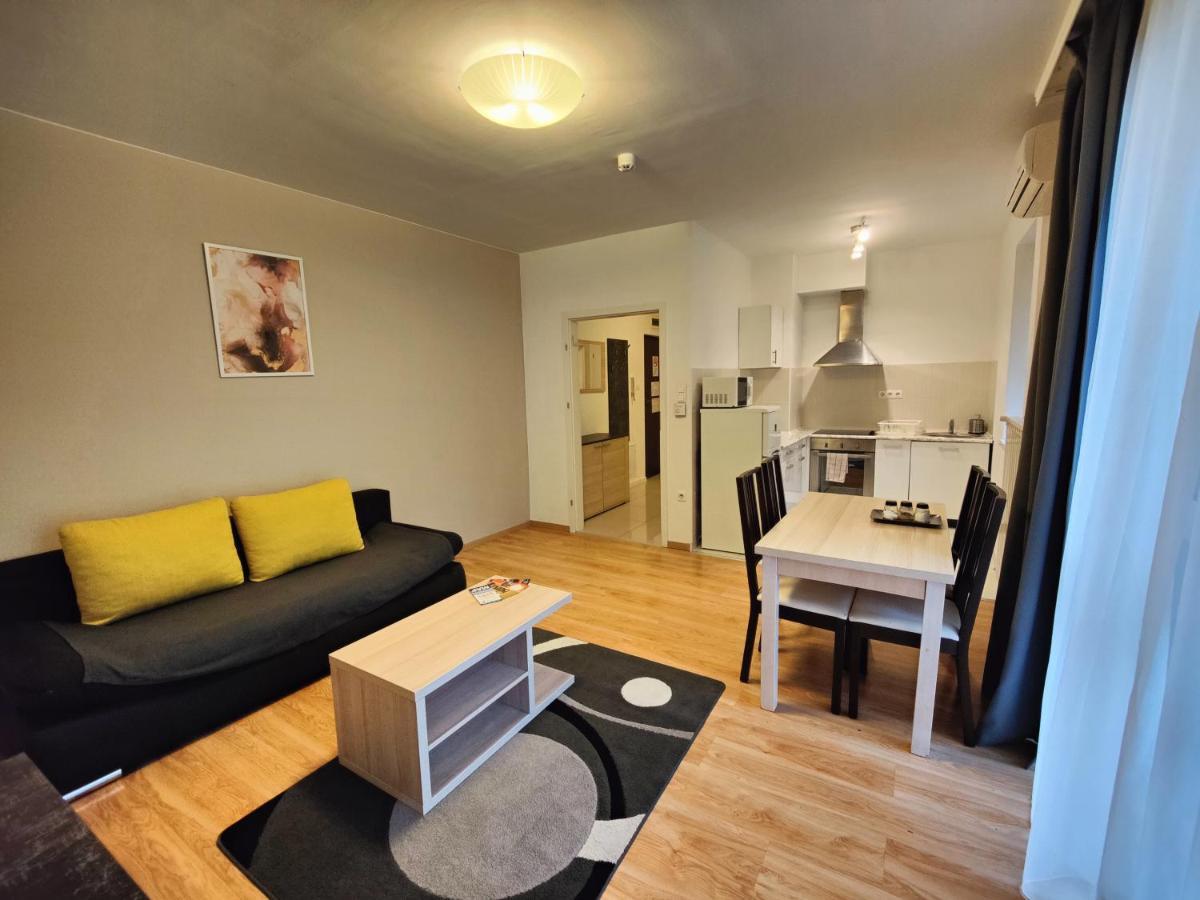 Corvin Plaza Apartments & Suites Budapest Extérieur photo